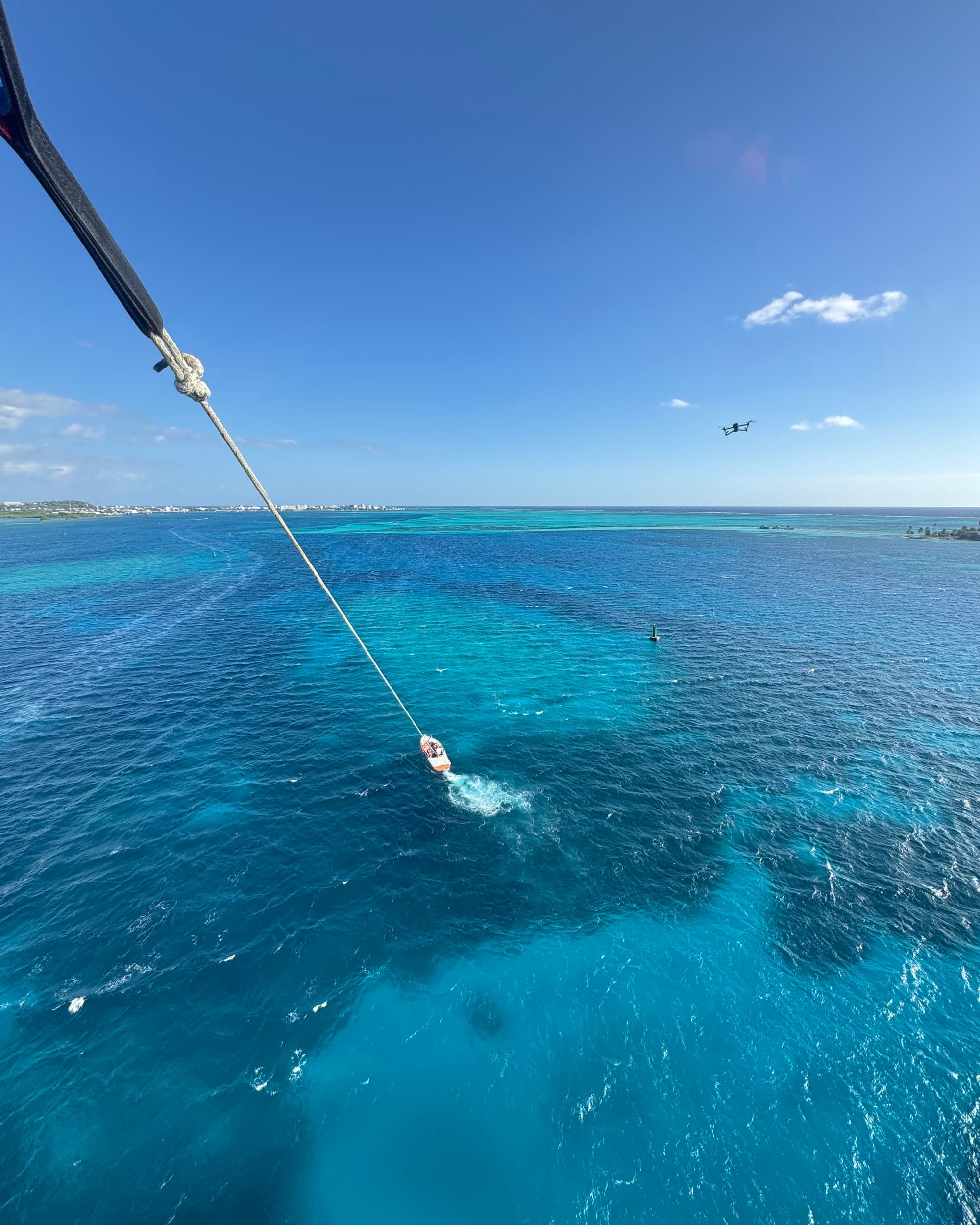 Vista aérea do mar de sete cores em San Andrés